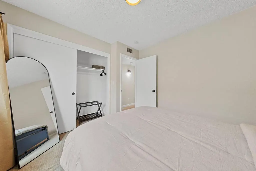 4Br Model Home W Pool And Pool Table In Henderson Las Vegas