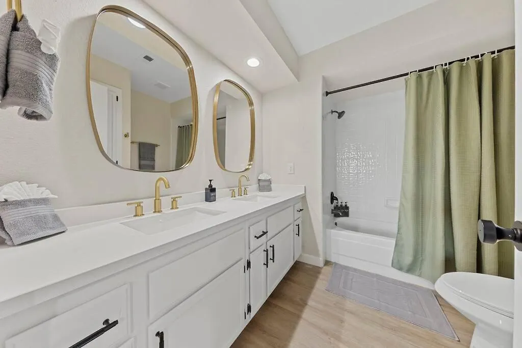 Сasa de vacaciones 4Br Model Home W Pool And Pool Table In Henderson Las Vegas
